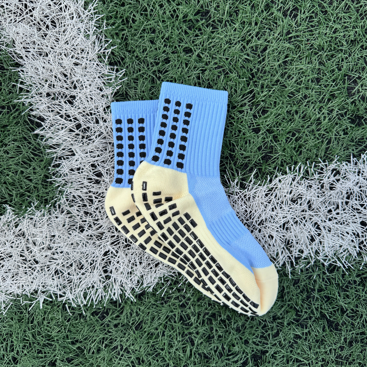 UNOBALL™ Ultra-Grip Performance Socks